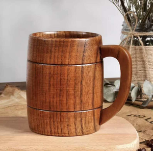 Mug en bois classique personnalisé gravé de style américain - Réutilisable et portable pour les festivals Renaissance et le LARP (Jeu de rôle en direct) - Product Image 3