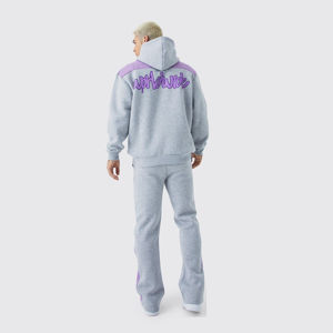 Conjunto de chándal acampanado personalizado para hombre, dos piezas con logotipo estampado de soplo, sudaderas con capucha y chándales de invierno - Product Image 3