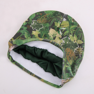 Venta al por mayor de sombreros de invierno personalizados 100% acrílico diseñador Y2K Jacquard satén forrado Beanie sombreros para unisex y su propio diseño - Product Image 1