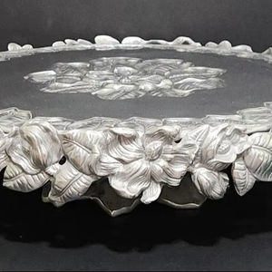 Support à gâteau à motif floral pour servir lors de fêtes, réceptions de mariage, anniversaires, réceptions à domicile, buffet et centre de table - Product Image 1