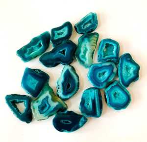 พลอยอะเกตทรงหลังเบี้ยสีฟ้าธรรมชาติขนาดและรูปทรงผสม - Product Image 4