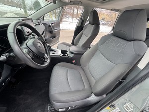 TO-YO-TA RA-V4 A-W-D PREMIUM 2021 EN EXCELLENT ÉTAT, TRANSMISSION AUTOMATIQUE - Product Image 2