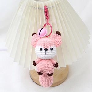 Llavero de Ganchillo de Algodón Tejido con Diseño de Mapache y Zorro, Accesorios para Bolsos, Hecho en China, Venta al por Mayor, Modelo Acki 09 - Product Image 4
