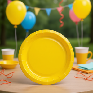 Assiettes en papier jaunes Party Love 23 cm, assiettes jetables pour fête, 12 pièces par sac - Product Image 3