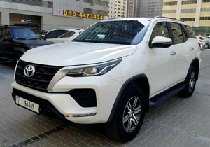 Nuovo Toyota Fortuner EXR SUV 2021, 7 posti, cambio automatico, fari a LED, tetto panoramico, interni in pelle - Product Image 2