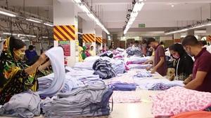 Custom Stitched <b>Black</b> Old Gold 3D Pattern Design Tiger and Skull Sports Pullover Sweatshirt <b>Hoodie</b> - Product Image 6