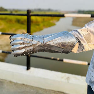 Ensemble de gants d'armure en acier médiéval Paire de gants de costume de gantelet et de gantelets Artisanat en métal - Product Image 4