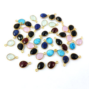 Pendentif lunette en forme de poire avec pierres précieuses - Product Image 1