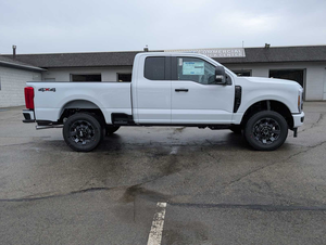 2026 Ford Super Duty F-350 SRW 4WD Extended Cab Pickup Manual Transmission Left <b>Hand</b> Drive <4L Diesel Engine 405 Horsepower - Product Image 3