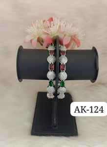 ชุดกำไลข้อมือแฟชั่นทำมือสุดพิเศษสำหรับผู้หญิงเครื่องประดับที่มีเอกลักษณ์สำหรับงานแต่งในโอกาสพิเศษและของขวัญที่หรูหรา - Product Image 5