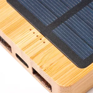 Ada Solar Powerbank in Bambù: Gadget Promozionali Sostenibili - Product Image 2