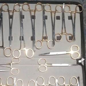 Ensemble de chirurgie générale de qualité 25 pièces poignées argentées Instruments chirurgicaux en acier inoxydable qualité supérieure autoclavable manuel - Product Image 5