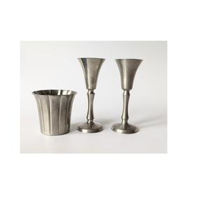 Vase à fleurs en métal design moderne luxueux Esthétique contemporaine polie de qualité supérieure pour des intérieurs de maison élégants - Product Image 6