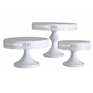 Meilleure vente support à gâteau en métal blanc de taille A4 fabriqué à la main haute finition élégant design moderne pour les mariages fêtes de fiançailles - Product Image 6