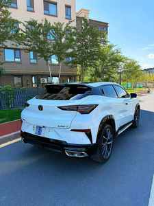 Neumáticos para SUV Diésel UNI-T Edición Premium 2021-2024, Volante a la Izquierda, Asientos de Cuero, Techo Panorámico, Automático, 4.1-6L, Tracción Trasera 360 - Product Image 3