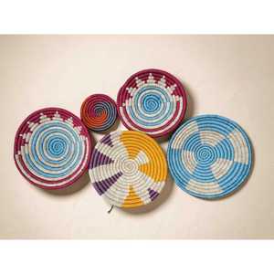 Juego de 20 Cestas de Pared de Bambú Bohemio Multicolor Sabai, Decoración de Pared de Ratán Tejido a Mano - Product Image 4