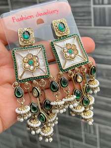 Pendientes Étnicos de Latón de Alta Calidad con MOP para Mujer, para Todas las Ocasiones, Tradicionales Indios - Product Image 2