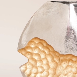 Vase à fleurs en métal plaqué or et argent au design moderne, centre de table pour mariage et décoration d'intérieur - Product Image 3
