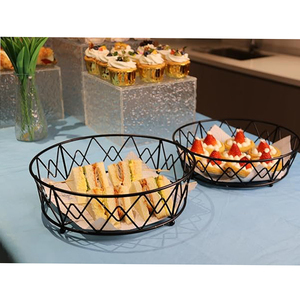 Panier en fer pour décoration de table de mariage, forme ronde finie en noir, design unique, panier de rangement polyvalent, déco pour gâteaux d'anniversaire - Product Image 1