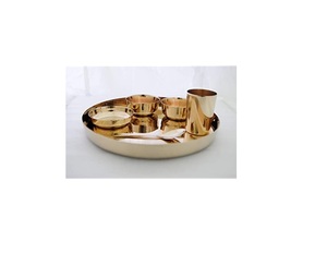 Ensemble de thali de haute qualité en cuivre et acier inoxydable bronze pour le service de la vaisselle hôtel design classique à prix de gros de l'Inde - Product Image 4