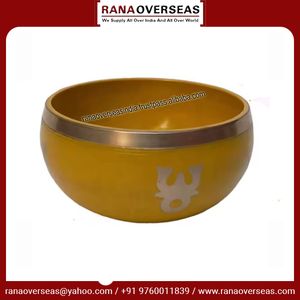 Cuenco de sonido de metal colorido más vendido con Om en forma circular para yoga, relajación y curación energética a buen precio - Product Image 3