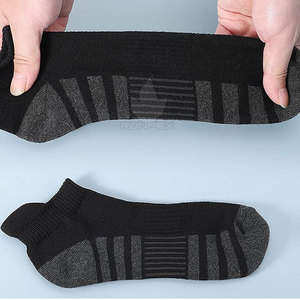 Chaussettes de sport professionnelles Ronpex International 2025 multicolores unisexes durables en Spandex/Polyester, anti-accroc et anti-odeur - Product Image 4