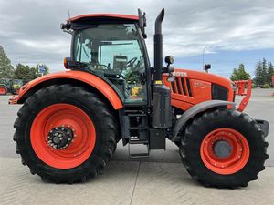 Tracteur KUBOTA M7 172 d'occasion de 2024, 60 ch, 75 ch, 80 ch, 120 ch, 4 roues motrices, tracteur agricole, pompe, composant principal du moteur - Product Image 3