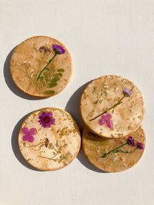 GIVE Posavasos de madera de nogal personalizados Posavasos de resina epoxi de lujo Posavasos decorativos para el hogar Posavasos promocional - Product Image 6