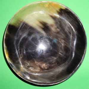 Cuenco de cuerno de búfalo natural con diseño ardiente Cuenco de cuerno de servicio rectangular para sopa Estilo tradicional - Product Image 2