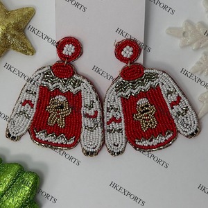 Cuentas de semillas hechas a mano, suéter feo de Navidad, muñeco de nieve, pendientes de poste, joyería festiva de vacaciones para mujeres, accesorios únicos de invierno - Product Image 2