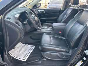 Pre owned Clean 2020 Nissa-n pathfinde-r SL - Product Image 5