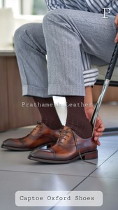 Chaussures Oxford en cuir luxueuses à bout captoe pour l'automne, confortables pour un usage quotidien au bureau, aux réunions et en affaires, disponibles - Product Image 2