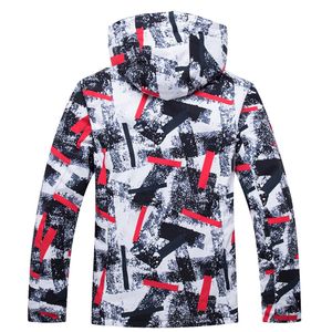 Veste Softshell Imperméable pour Homme de Qualité Supérieure avec Col Montant, Capuche Amovible en Polaire Écologique pour la Randonnée - Product Image 2