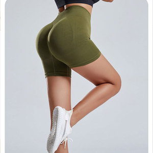 Pantalones cortos de yoga para mujer OEM disponibles, sostenibles, ligeros, transpirables y elegantes, recién llegados, pantalones cortos de yoga para mujer con estilo perfecto - Product Image 3