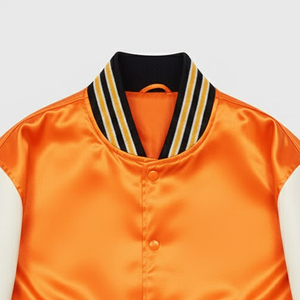 Chaqueta Universitaria Clásica Personalizada de Satén Sólido con Bordado y Revestimiento, 100% Poliéster, Invierno, Hombre, Alta Calidad - Product Image 4