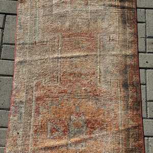 Alfombra Turca Vintage de 2.7x10.2 pies, Alfombra de Pasillo, Alfombra de Lana Ikat Marrón y Azul - Product Image 5