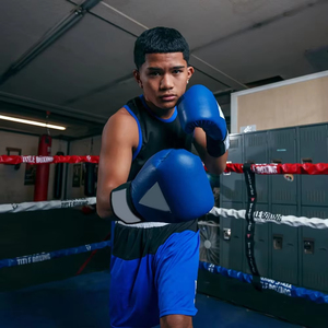 ชุดยูนิฟอร์มคิกบ็อกซิ่งแบบมืออาชีพ เสื้อกั๊กขาสั้น สกรีนโลโก้ได้ตามต้องการ ผลิตจากโพลีเอสเตอร์ 100% แห้งเร็ว ระบายอากาศได้ดี เหมาะสำหรับทั้งชายและหญิง - Product Image 2