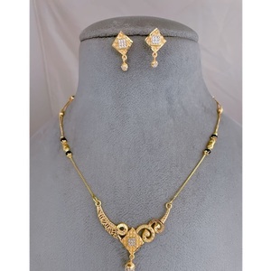 ชุดเครื่องประดับมังกัลสุตรทองเหลืองชุบทองคุณภาพพรีเมียม ประดับเพชรซิร์คอน พร้อมต่างหู สำหรับงานแต่งงาน งานปาร์ตี้ และสวมใส่ในชีวิตประจำวัน เหมาะเป็นของขวัญสำหรับผู้หญิง - Product Image 1