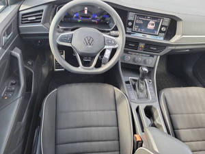 มือสอง2023 Volks-Wagen Jetta Sport - Product Image 2