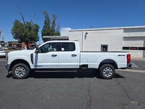 Remise spéciale 2024 Ford F-250 Super Duty XLT pour applications lourdes - Product Image 4