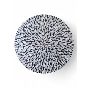 Manteles Individuales Hechos a Mano con Nácar y Textura Orgánica para un Estilo de Mesa Tranquilo, de Vietnam - Product Image 1