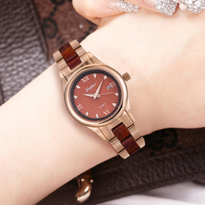 Montres à quartz de luxe pour hommes GFL-SS-002 avec cadran en bois véritable et décoration en clous véritable, personnalisables avec votre propre marque - Product Image 1