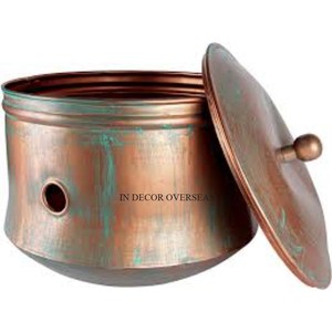 Accesorios de Jardinería de Alta Demanda en Color Marrón, Fabricados en Metal de Calidad Superior, con un Aspecto Atractivo, Suministro de Macetas para Mangueras al Precio Más Bajo - Product Image 4