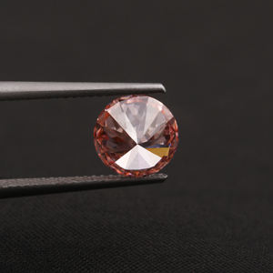 เพชรชมพูทรงกลมเจียระไนแบบ Vivid ขนาด 2.0 กะรัต ความสะอาดระดับ VS1-VS2 ผลิตในห้องปฏิบัติการ ได้รับการรับรองโดย IGI พร้อมใบรับรอง - Product Image 4