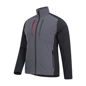 Veste tactique à coque souple pour hommes Fabricant OEM Respirant Coupe flexible Résistant à l'eau Marque personnalisée disponible - Product Image 4