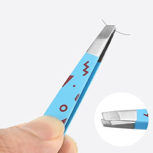 Pinzas Profesionales para Cejas Inclinadas de Acero Inoxidable, Herramientas de Manicura para Uso Estético, Tijeras de Punta Fina, Servicio OEM de Belleza - Product Image 4