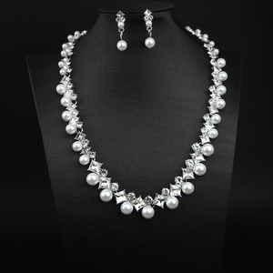 Set di orecchini con collana corta con clavicola di diamanti di perle adatto per abiti da sposa e banchetti da sposa e altri eleganti <span class=keywords><strong>nobili</strong></span> - Product Image 5
