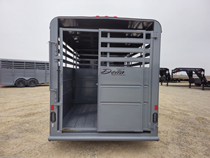 Remolque para ganado Delta 500 ES de 14 pies con eje tándem, remolque para caballos, remolque para transporte de ganado, remolque con puerta de escape, remolque para animales en venta - Product Image 4