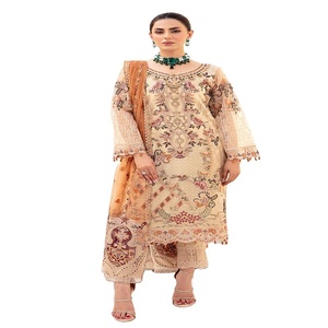 Top vendeur de costumes de soirée de marque Shalwar kameez pour femmes en mousseline de soie de très haute qualité avec des broderies très fines - Product Image 1