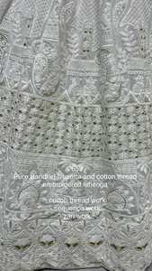 Diseñador Lakhanvi Cotton Thread trabajo Lehenga con Pure Bandhani Dupatta - Product Image 3